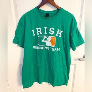 NWOT men’s green Irish Drinking Team graphic T-shirt